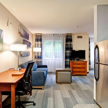 Homewood Suites By Hilton Стратфорд Экстерьер фото