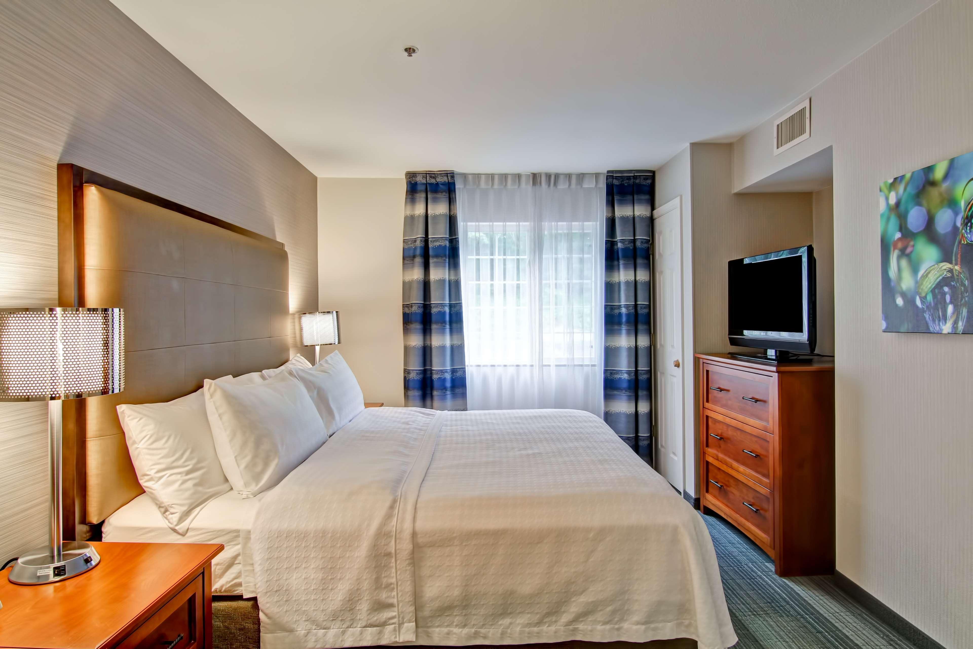 Homewood Suites By Hilton Стратфорд Экстерьер фото