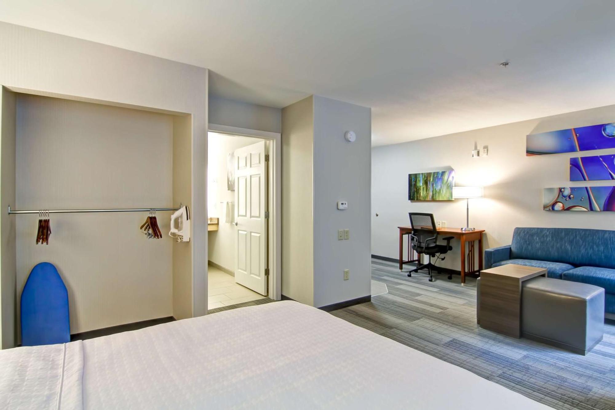 Homewood Suites By Hilton Стратфорд Экстерьер фото